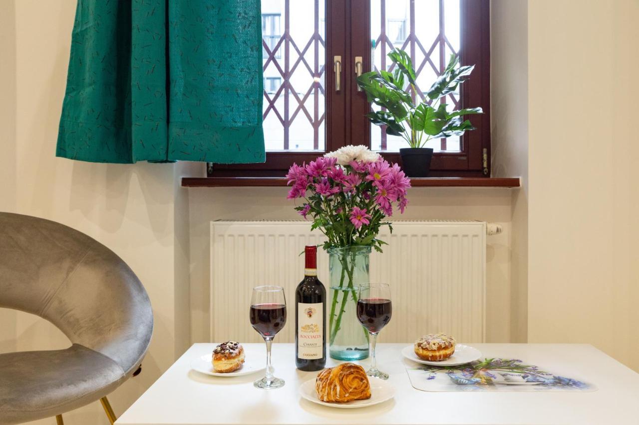 Shy But Shining! Lovely, Stylish & Fully Equipped. Apartment Krasków Exterior foto